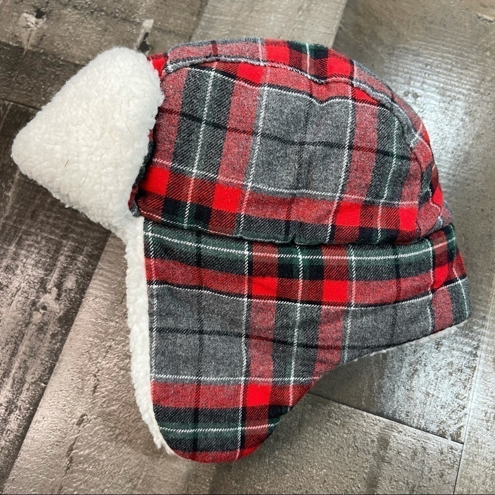 Carter’s Boys Winter Plaid Hat 12 - 24 months - Picture 7 of 7